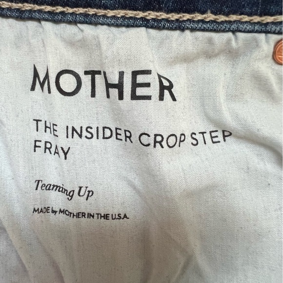 Mother Jeans Insider Crop Step Fray Size 28 Teaming Up Wash Blue Denim Premium - Picture 7 of 12